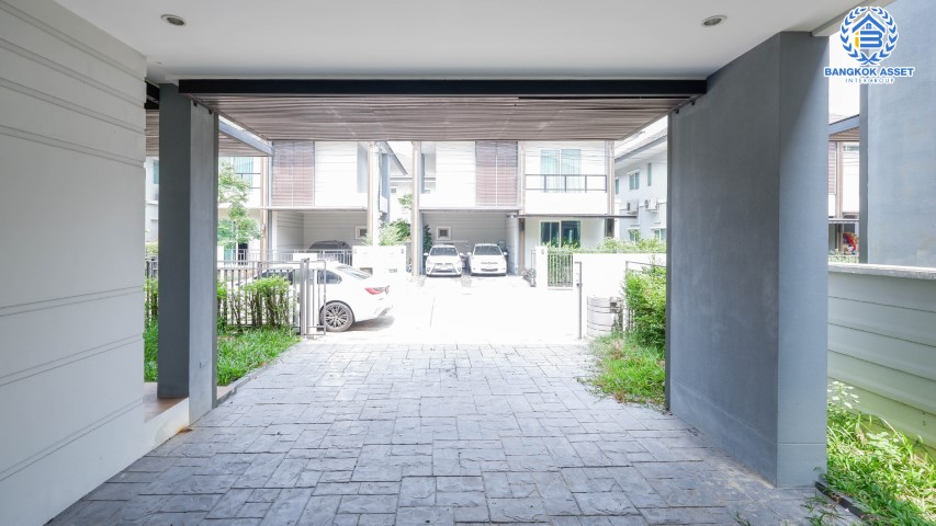 *****บ้านเดี่ยวมือสองย่านนนทบุรี ม.ธารา ราชพฤกษ์-ปิ่นเกล้า เนื้อที่กว้างขวางมากถึง 56.20 ตร.ว. ฟังก์ชัน 3 ห้องนอน 3 ห้องน้ำ ที่จอดรถ 2 คัน สภาพสวย พร้อมเข้าอยู่ บนทำเลแห่งการเดินทาง ใกล้รถไฟฟ้าสายสีแดงอ่อน "สถานีบางซื่อ-ตลิ่งชัน" และทางด่วน "ศรีรัช-วงแหวนรอบนอก"